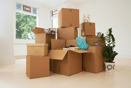 Clean and accessible short-term storage space in Welling